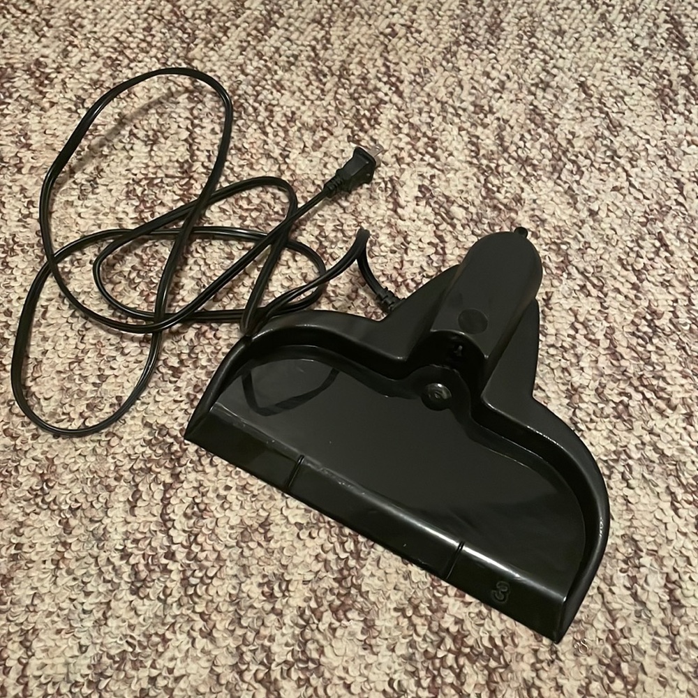Golf Putting Cup with Ball Return